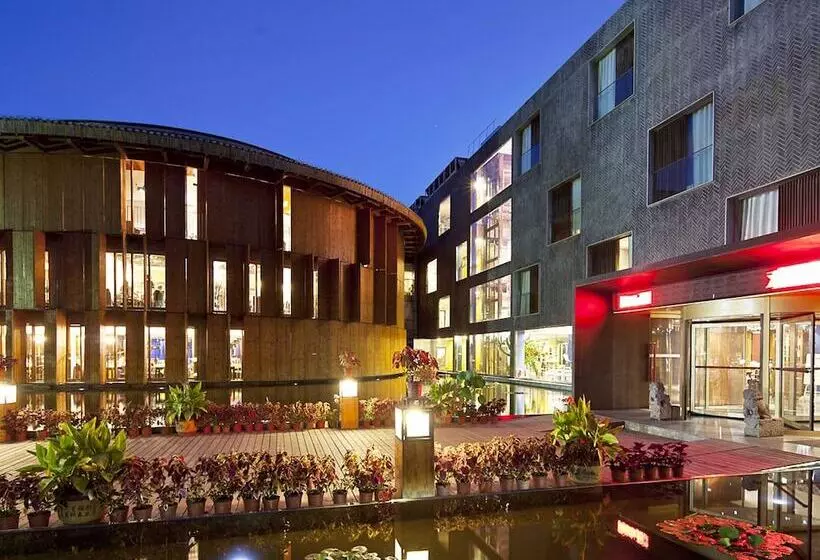 Hotel China Community Art Habitat