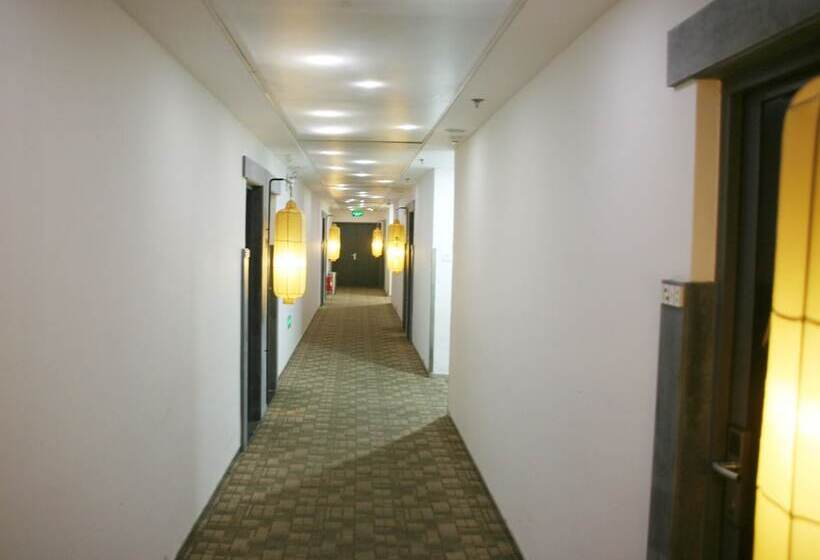 Otel China Community Art Habitat