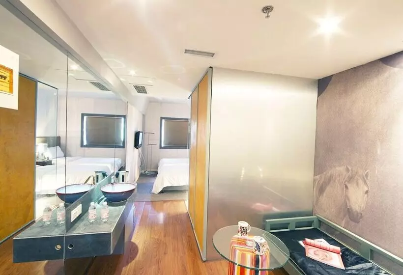 Hotel China Community Art Habitat