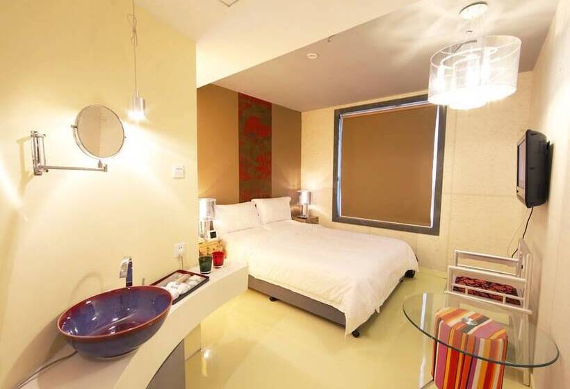 Otel China Community Art Habitat