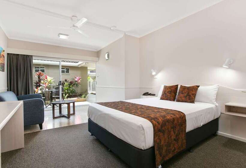 ホテル Comfort Inn Cairns City