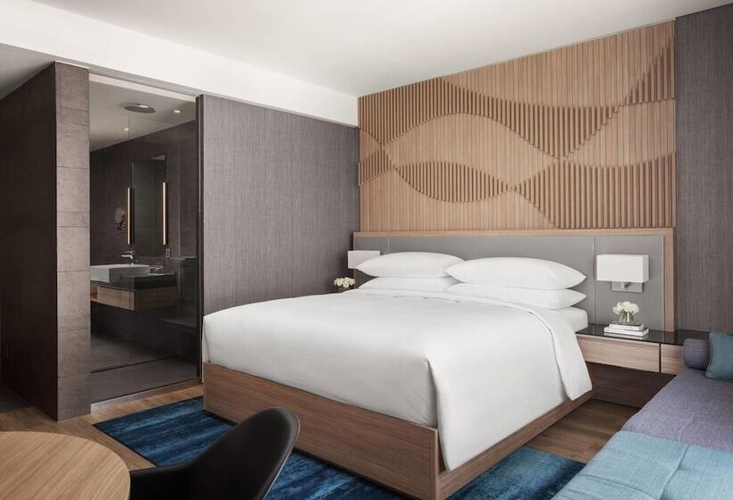 ホテル Courtyard By Marriott Phnom Penh