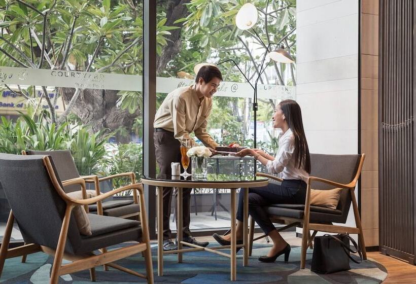 ホテル Courtyard By Marriott Phnom Penh
