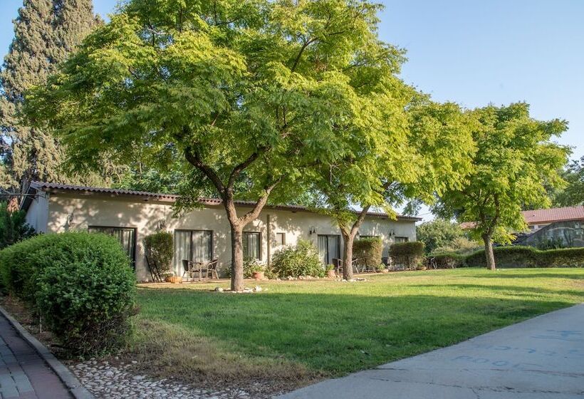 호텔 Degania Bet Kibbutz Country Lodging