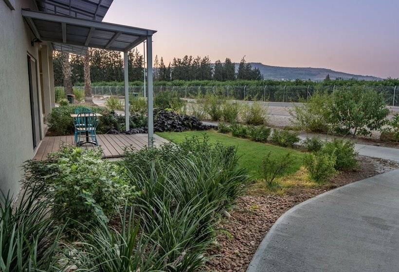 호텔 Degania Bet Kibbutz Country Lodging