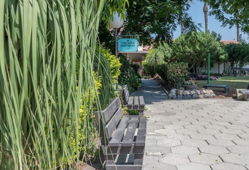 호텔 Degania Bet Kibbutz Country Lodging