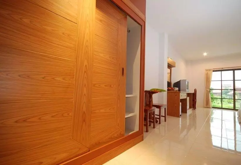 هتل Golden Cliff Beach Resort