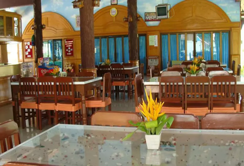 هتل Golden Cliff Beach Resort
