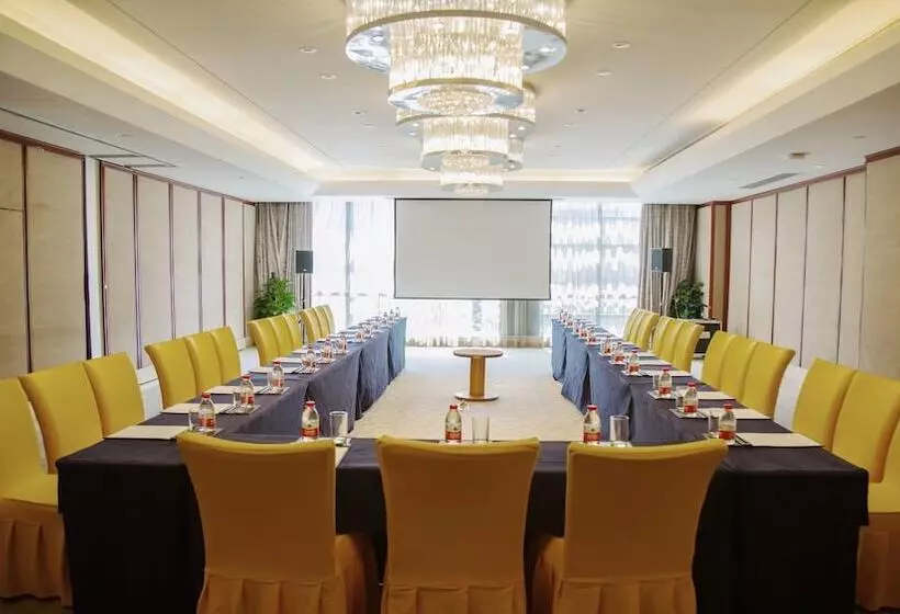 Отель Holiday Inn Hangzhou Cbd, An Ihg