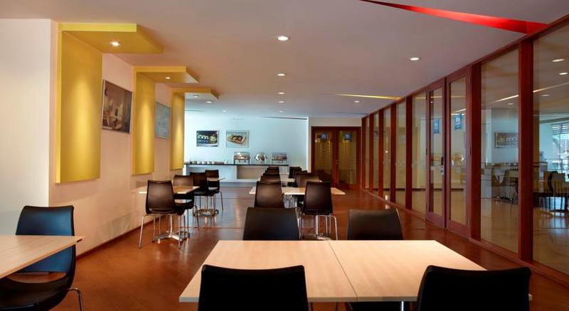 בית מלון כפרי Ibis Budget Jakarta Menteng