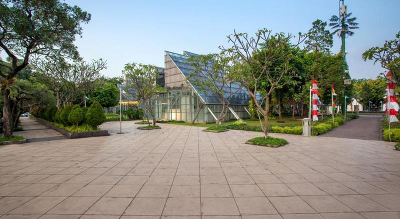 בית מלון כפרי Ibis Budget Jakarta Menteng