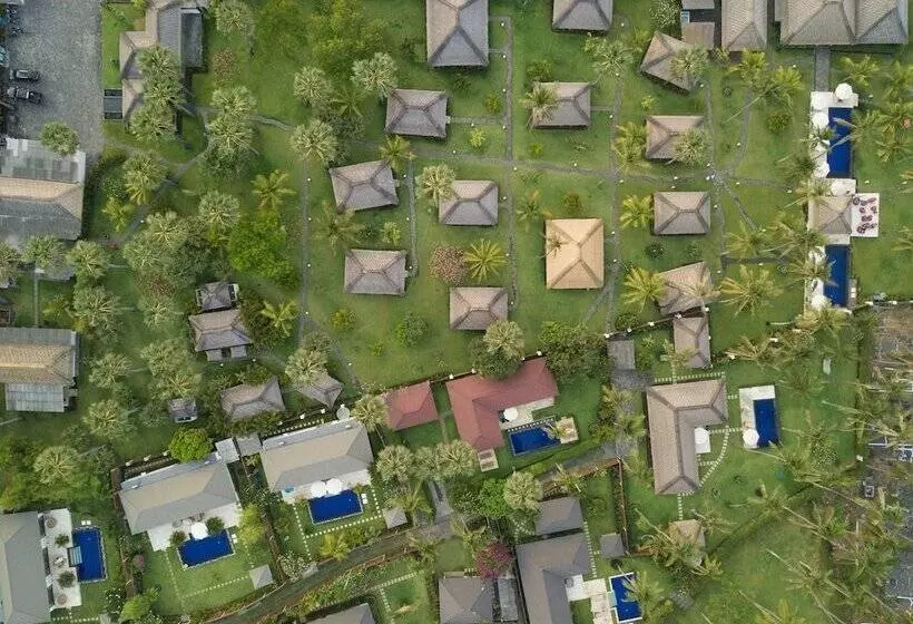 Hotel Kubu Indah Dive & Spa Resort