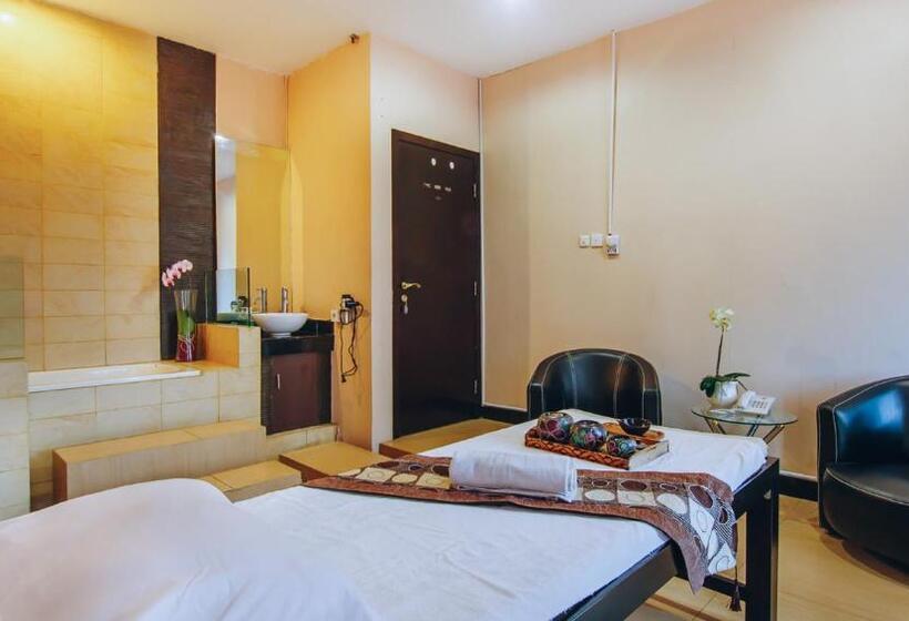 Lumire Hotel & Convention Centre