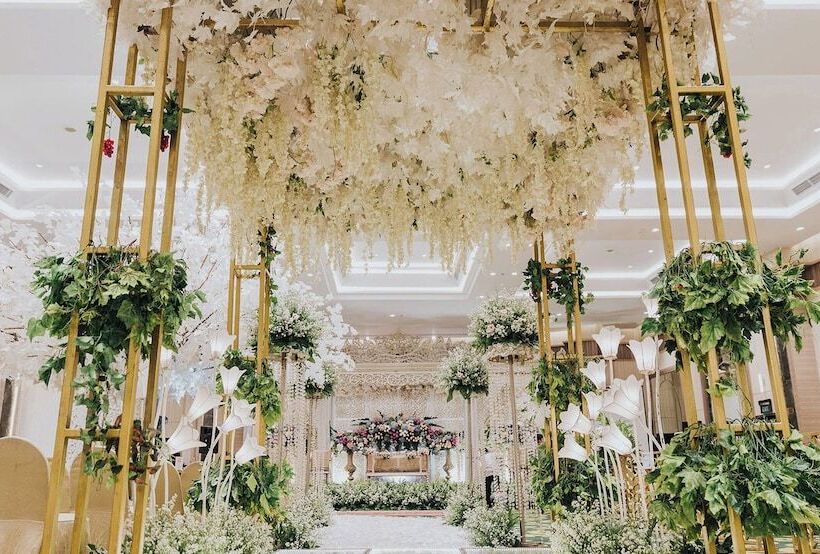 Lumire Hotel & Convention Centre