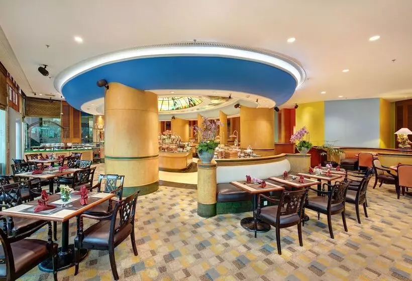 Lumire Hotel & Convention Centre