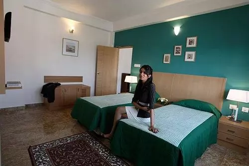 فندق Mandava Suites