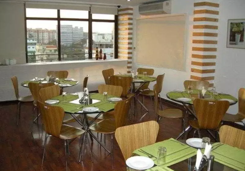 فندق Mandava Suites