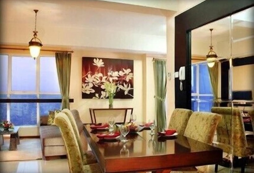 בית מלון כפרי Marbella Suites Bandung