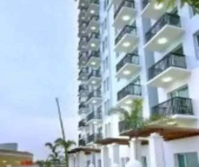 Отель Marbella Suites Bandung