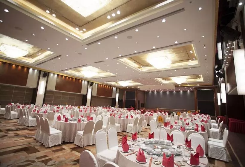 Parklane Hotel Changan