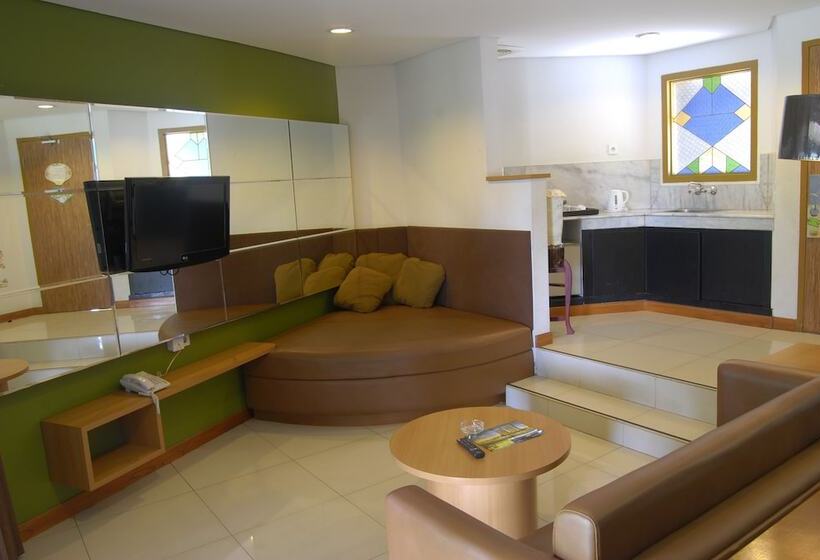 Hotel Putri Duyung Ancol