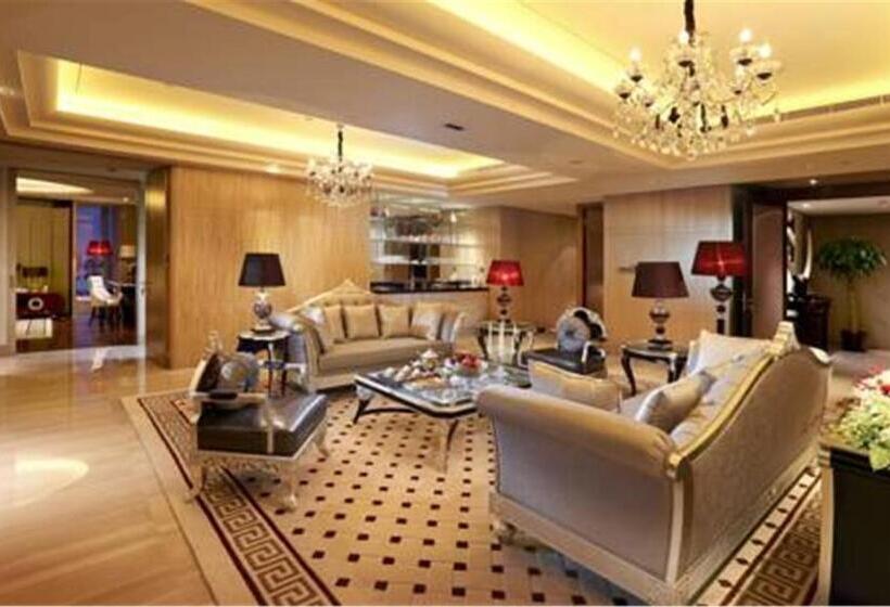 Royal International Hotel Shanghai   Pudong International Airport