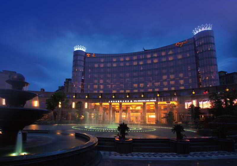 Royal International Hotel Shanghai   Pudong International Airport