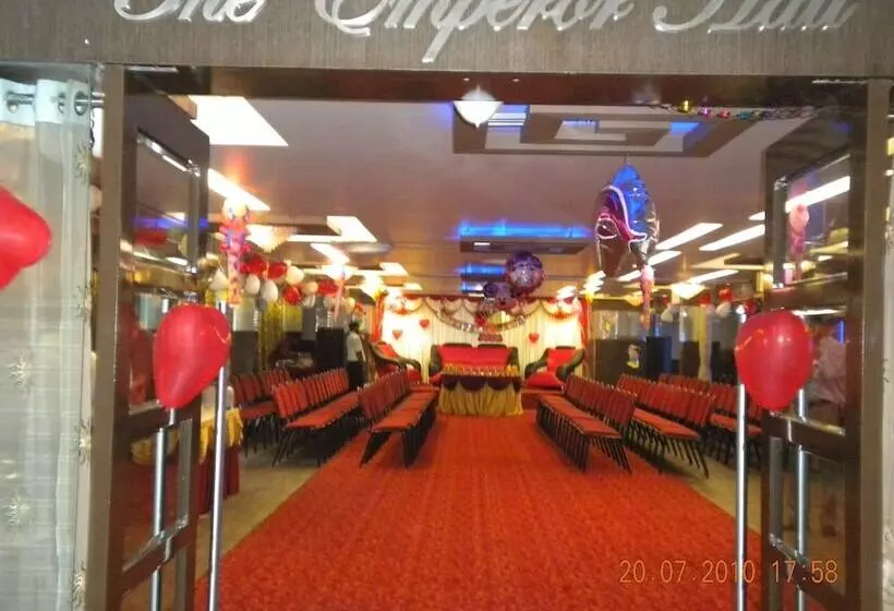 ホテル Sappire Regency