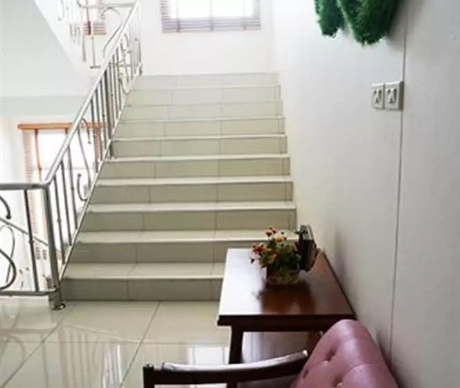 בית מלון כפרי Smile Hua Hin Resort Sha Plus