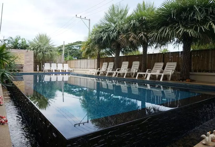 בית מלון כפרי Smile Hua Hin Resort Sha Plus