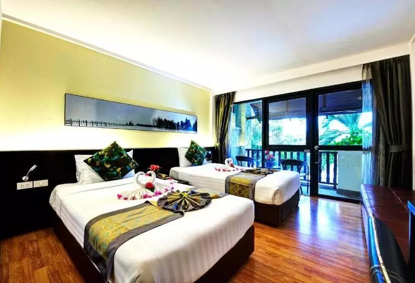 호텔 Splendid Resort At Jomtien