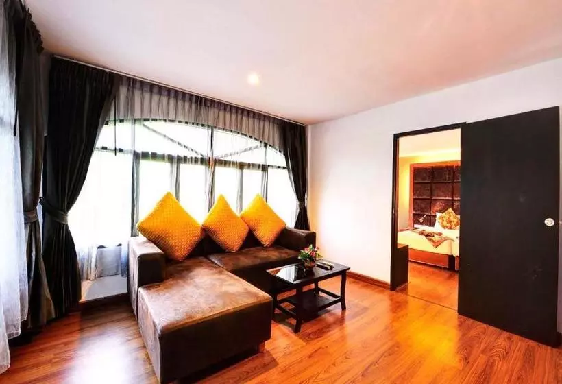 호텔 Splendid Resort At Jomtien