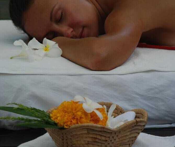 هتل The Park Samui