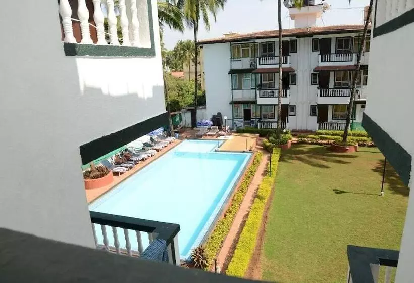 هتل Valentines Retreat Near Candolim Beach