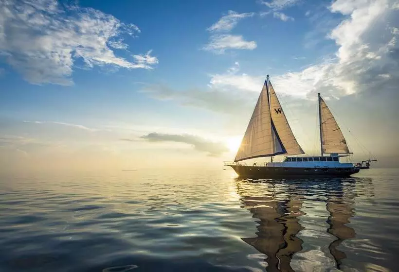 Отель W Maldives