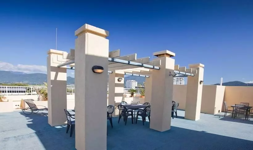 Inn Cairns Boutique Apartments