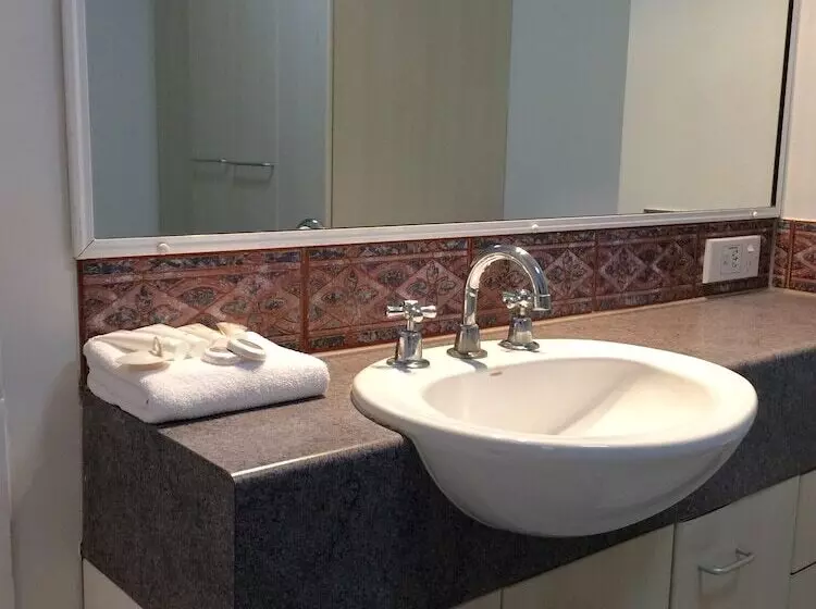 Inn Cairns Boutique Apartments