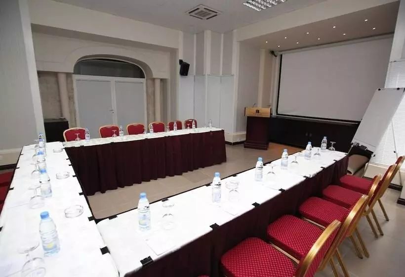 Portaluna Hotel & Resort