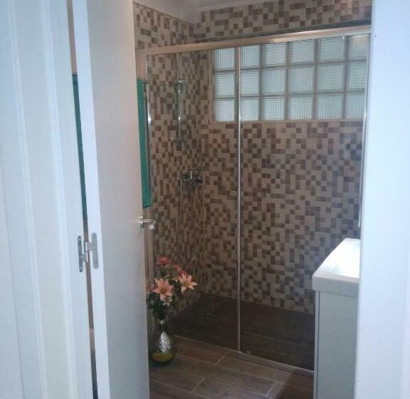 مبيت وإفطار Sossego E Tranquilidade Valley Guest House Perto De Lisboa Estacionamento à Porta Do Alojamento