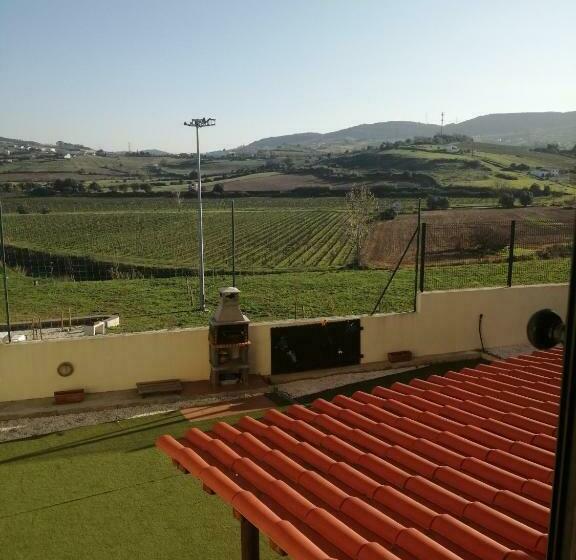 مبيت وإفطار Sossego E Tranquilidade Valley Guest House Perto De Lisboa Estacionamento à Porta Do Alojamento