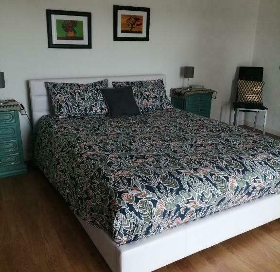 مبيت وإفطار Sossego E Tranquilidade Valley Guest House Perto De Lisboa Estacionamento à Porta Do Alojamento