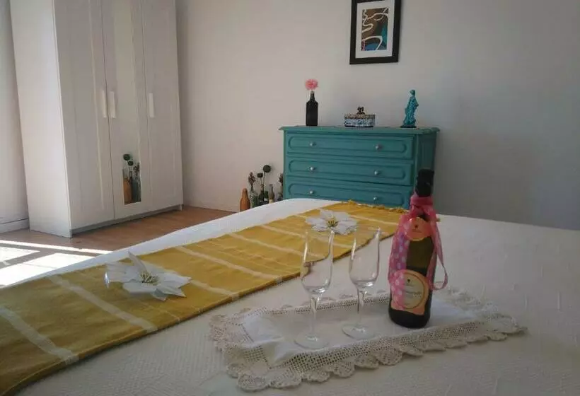 ベッドアンドブレックファースト Sossego E Tranquilidade Valley Guest House Perto De Lisboa Estacionamento à Porta Do Alojamento