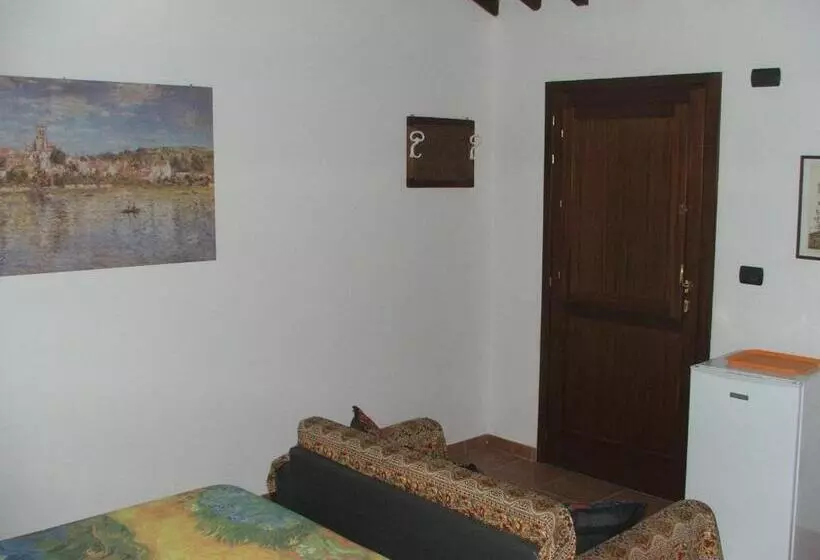 پانسیون Casale Arcadia