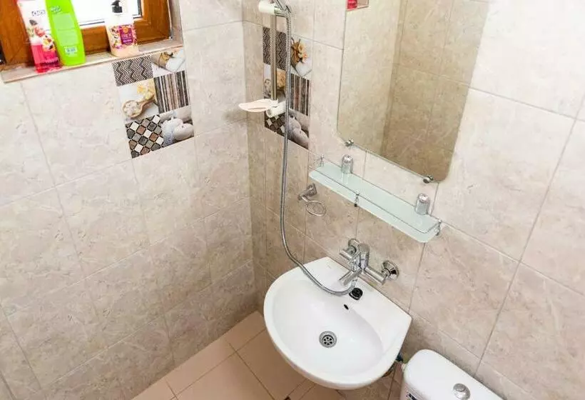 پانسیون Center Walk Apartment And Room