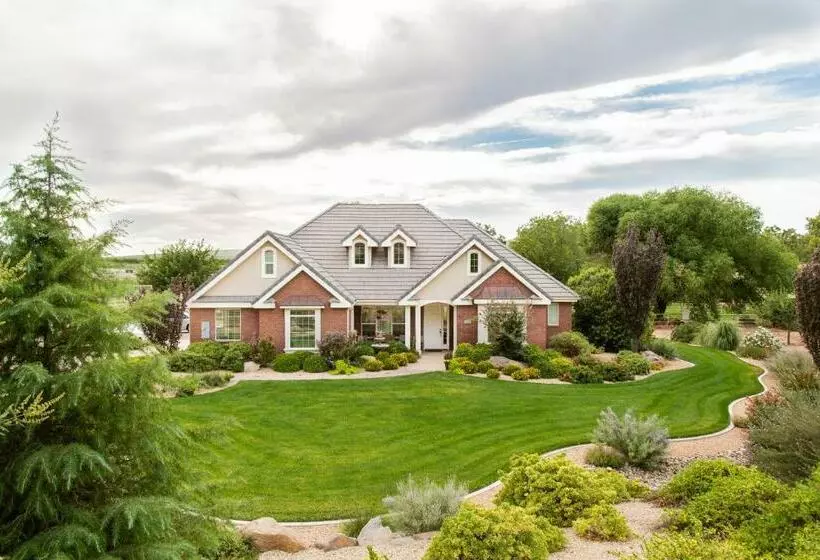 Majatalo Hurricane Hill Home