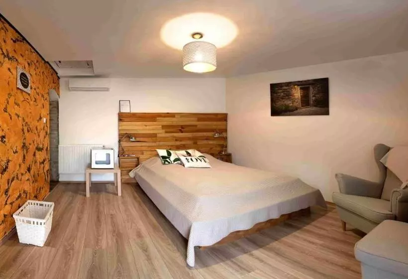 Aamiaismajoitus (B&B) Szent György Kúria