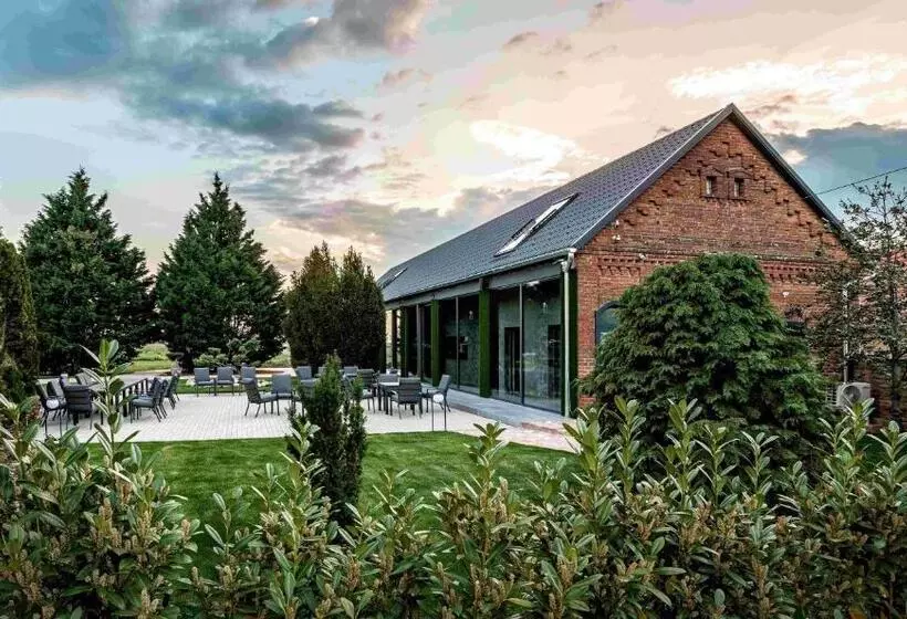 Aamiaismajoitus (B&B) Szent György Kúria