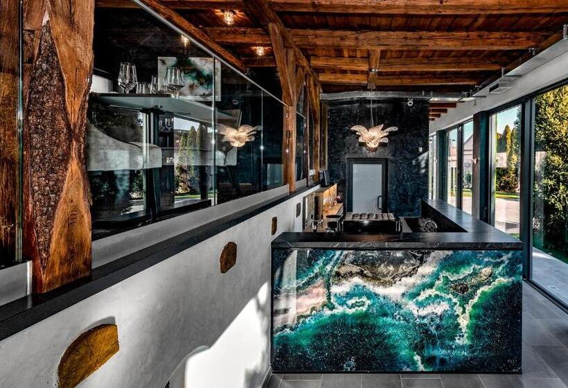 민박 Szent György Kúria