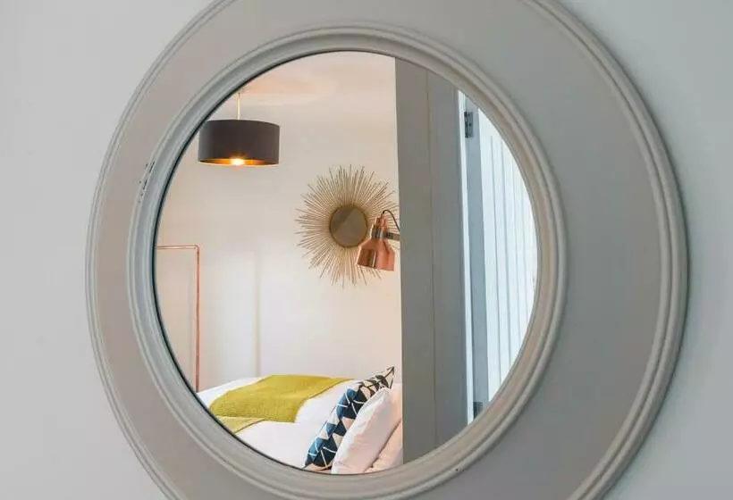 The Old School House B&b