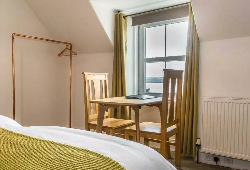 The Old School House B&b